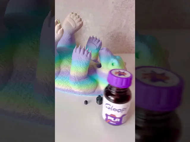 Polar Bear Wine Bottle Holder / No Supports / Multiparts / Multicolor video thumbnail