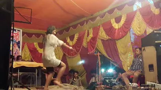aurkestra dance video payeliya gati hai 