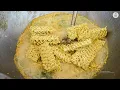 Download Lagu This Famous Indomie Restaurant Cook Indomie in Different Way !