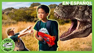 Parque de T-Rex | ¡Cambio de Cuerpos en T-Rex Ranch! | Videos de dinosaurios y juguetes para niños