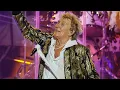 Rod Stewart Cancels Tour as He Undergoes Heart Surgery