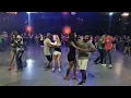 Download Lagu NO ESCURINHO É BEM MELHOR - DANÇANDO FORRÓ NO BAILÃO DO ADRIANO E SEUS TECLADOS (VANERÃO)