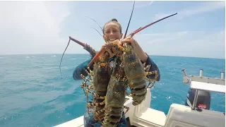 CRAYS for days Feeding families from the reef | Episode 53 Sailing Catalpa