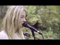 Astrid S - Does She Know (Acoustic)