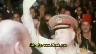 الرئيس السادات يقود موكب النصر في شوارع القاهرة بعد انتصار أكتوبر العظيم دندنها