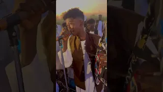 بكاء مع الاغنيه رقم اني عارف الحب هلاك مجتبى ود ابايو 