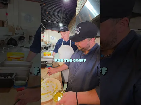 Garlic Parmesan Pizza 🧄 Spiro Making The Vivaldi Staff Special