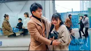 Chủ Tịch Cứu Cô Phóng Viên Bị Giang Hồ Truy Đuổi Lại Vô Tình Tìm Được Chân Ái Và Cái Kết - Tập 1720