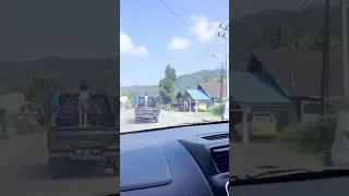 Driving through Indonesia – car is an exciting thing for us! ⛵️#sailingfamily #indonesia