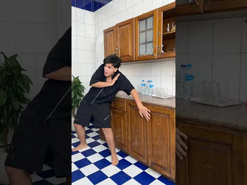 مين بيعمل كده ؟😂