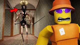 Tentando sobreviver ao LOCUSTO no Roblox...