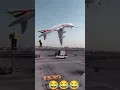 Download Lagu Funny airplane dancing