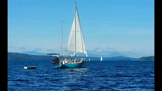 DIY sliding solar arch 1300w – Sailing Oka Solo