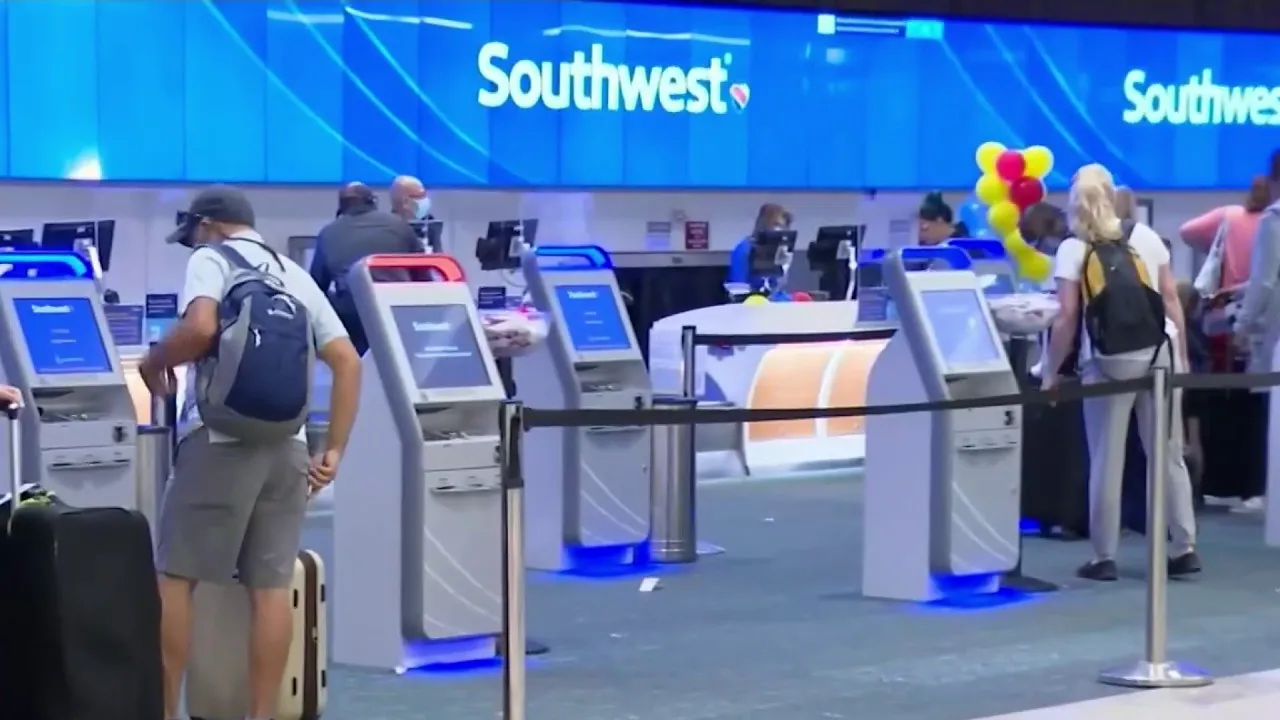Do YOU fly Southwest Airlines?... Watch THIS before you book! How to find cheap flights!