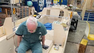 Tensioinng the hatch and flying to Madeira