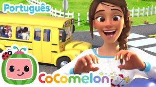 As Rodas do Ônibus | Cocomelon  Músicas Infantis em Português