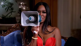 kenya moore moments but she becomes increasingly unhinged