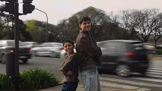 Fer Vazquez, Nacho Milia - Amar es un arte (Peñecos) (Video Oficial)