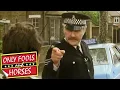 Download Lagu A Race Against Time | Only Fools and Horses | BBC Comedy Greats