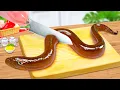 Download Lagu Mini Belut Bakar Madu 🐍 Manis Gurih Meleleh di Mulut! 🍯🐍🔥Tiny Tasty Kitchen