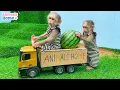 Lagu BiBi steals Amee's fruits truck