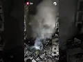 Download Lagu Sangriento ATAQUE RUSO contra un edificio ucraniano