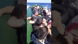 هاكذا تكون رحلات التهريب الى الخارج الى اوربا في البحر البحر العذاب 