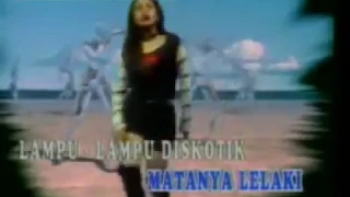 wanita wanita dena dewi 