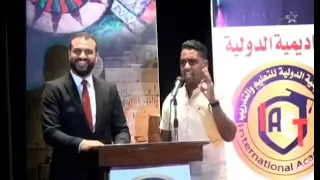 تقليد المعلقين  العرب في حفل التخرج عصام الشوالي و رؤوف خليف وحفيظ دراجي     دندنها