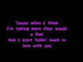 Download Lagu Alicia Keys - Fallin' (Lyrics)