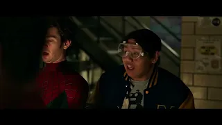 Spiderman No Way Home 3 Peters Pointing at Each other Clip