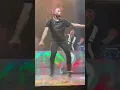 Lagu THE CHOREOGRAPHY IS STILL ON POINT | Chris Brown - Wall to Wall (Indigoat Tour)