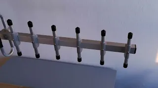 Paradar 12 5dBi Yagi and McGill Microwave 10dBi panel SWR tests