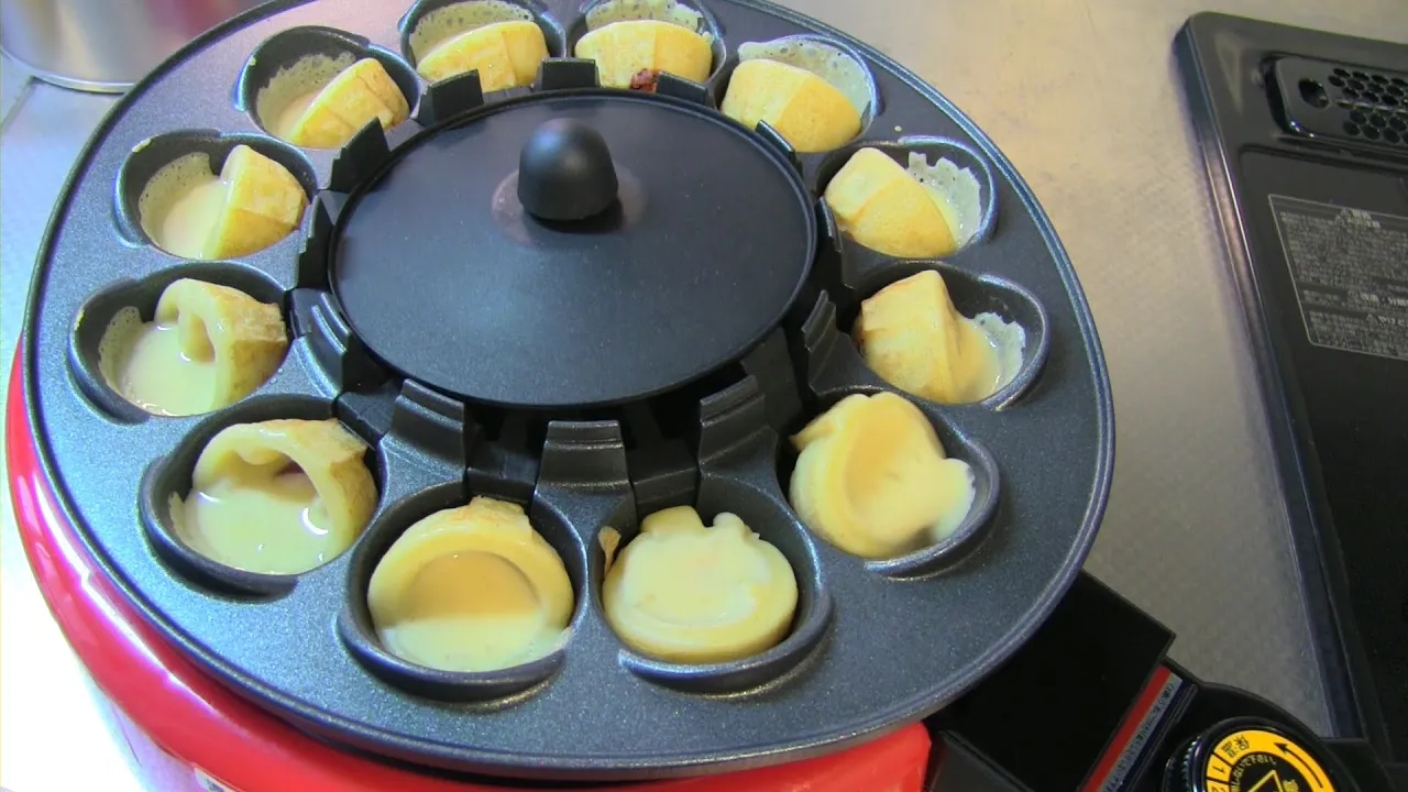 cetakan kue cubit. 
