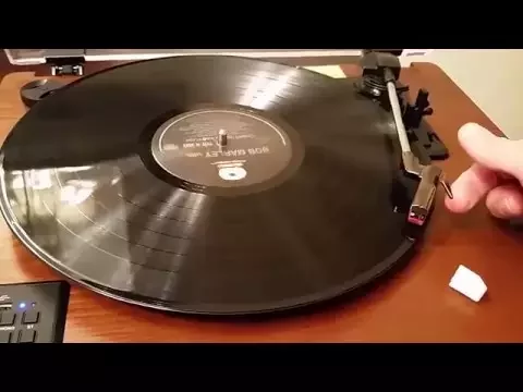 Download MP3 Classic Wooden Turntable USB Bluetooth Convert Vinyl to MP3