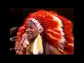 Lagu Young Chaka Sings w/ Rufus In Full Native American 'Blackfoot' Costume (Live) #MidnightSpecialTV