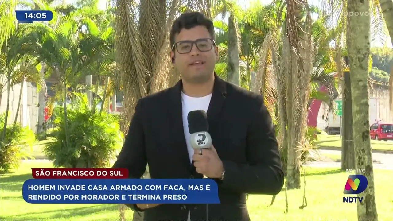 São Francisco do Sul: homem invade casa armado com faca, mas é rendido por morador e termina preso
