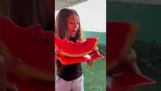 ايسل عملت مقلب وكسبت الفلوس شوفوا الفيديو اللي فوق ده 