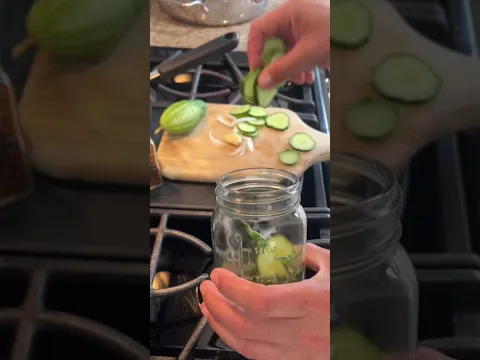 Así hago los pickles, pepinillos crujientes y súper ricos y fácil. #pickles #pepinillos #recetas