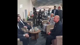 لقاء نائب رئيس مجلس القيادة طارق صالح مع الرئيس السوري أحمد الشرع على هامش قمة المناخ في البرازيل 