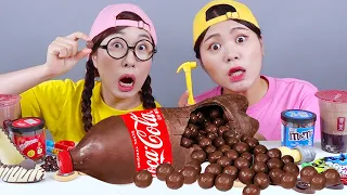 Çikolatalı Tatlı Dondurma Maltesers Mukbang DONA