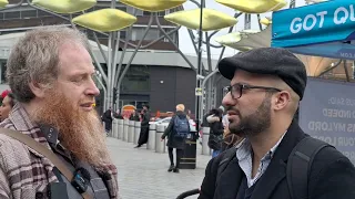 Shia Tries To Ambush A Muslim Yusuf And Shia Stratford 