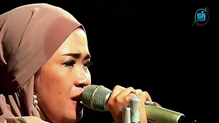 Download DIAH SARTIKA - BUNGA DAHLIA MP3