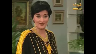 الضراير بدل ما يوقفو جنب بعض ويمنعو جوازة جوزهم الرابعة بيتخانقو وبيلقحو بالكلام على بعض  الضراير بدل ما يوقفو جنب بعض ويمنعو جوازة جوزهم الرابعة بيتخانقو وبيلقحو بالكلام على بعض