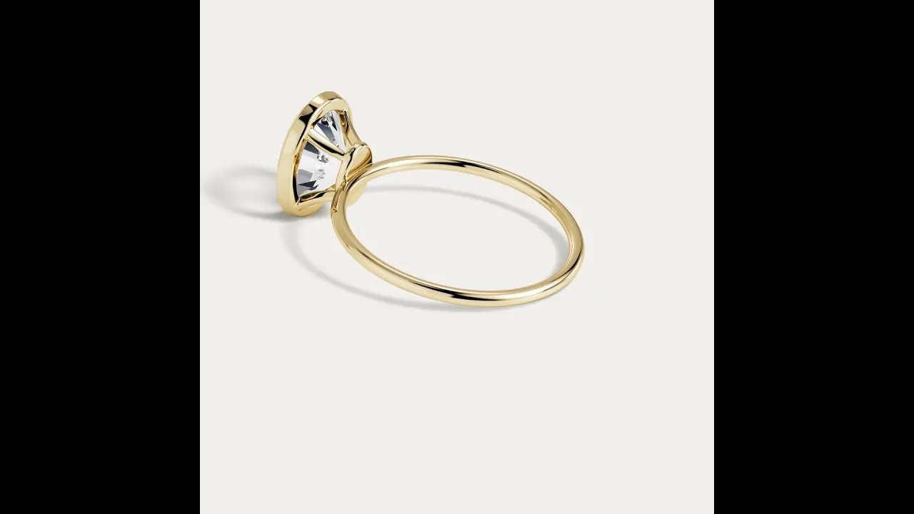 Sophia丨2CT Oval Cut Lab-Grown Diamond Bezel Engagement Ring in 14K Gold/Platinum