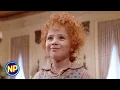 Lagu Little Orphan Annie is Welcomed Into Her New Home | Annie (1982) | Now Playing