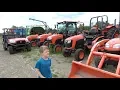THE LITTLE GARDENER - A DAY AT THE KUBOTA TRACTOR DEALERSHIP