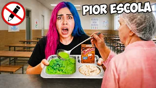 SOBREVIVENDO por 24 HORAS na PIOR ESCOLA!