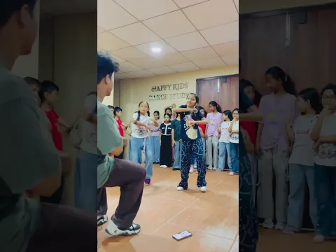 #trending #dance #entertainment #dancemusic #bollywood #dancesong #vairal #dancer #bollywoodsongs