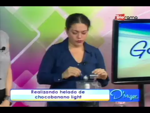 Realizando helado de chocobanano light